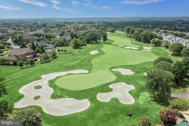Building Photo - 43395 Briar Creek Terrace