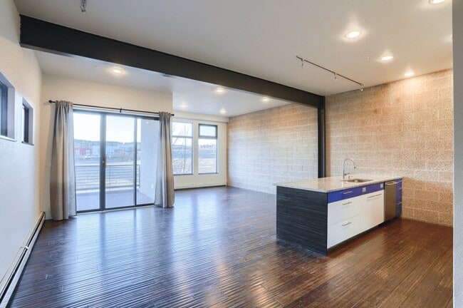 Building Photo - 11542 Colony Row