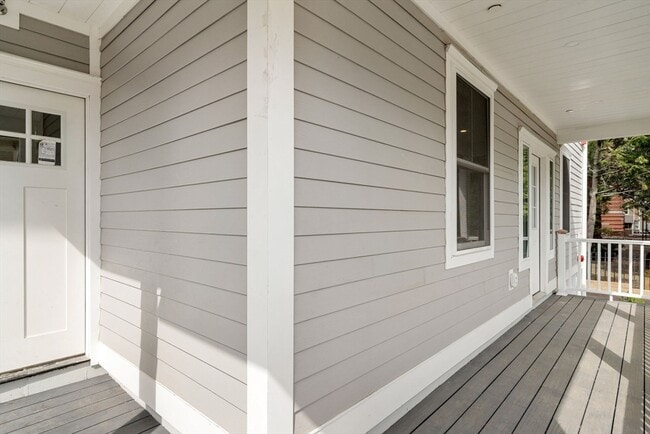 Building Photo - 59 Perrin St