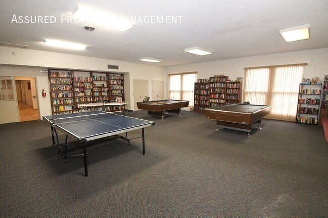 Building Photo - 301 Dryberry Way