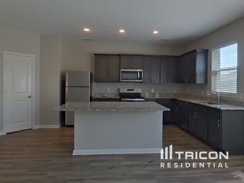 Building Photo - 630 Delta Downs Dr