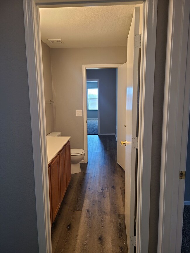 Building Photo - 19408 N Smith Dr