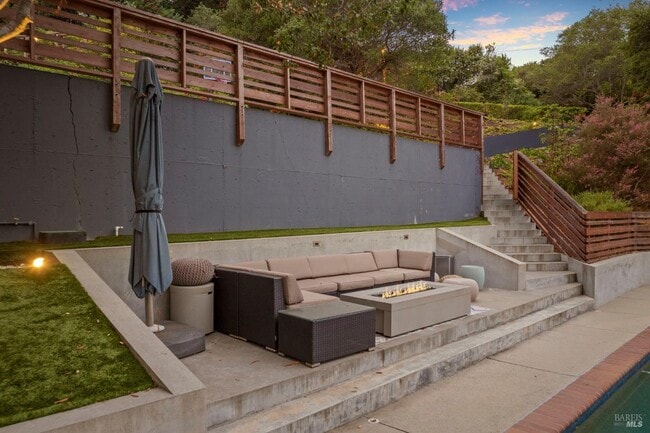 Building Photo - 48 Junipero Serra Ave