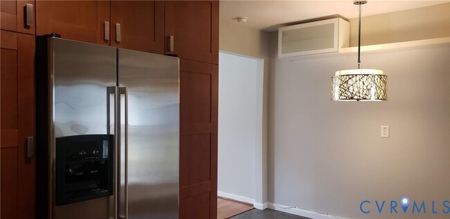 Building Photo - 2318 Leah Rd