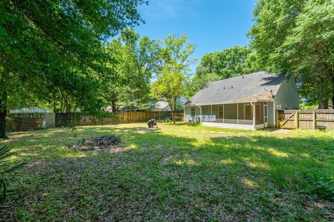 Building Photo - 4863 Kensington Ln