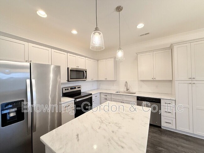 Building Photo - 971 Ashland Pl Dr