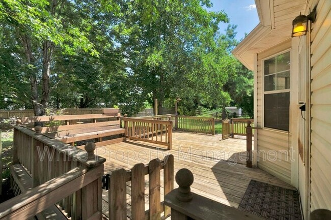 Building Photo - 3501 Sassafras Trail