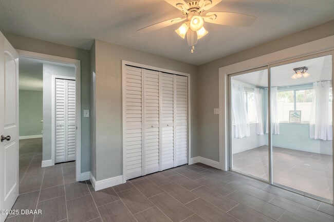 Building Photo - 5028 Palmetto St