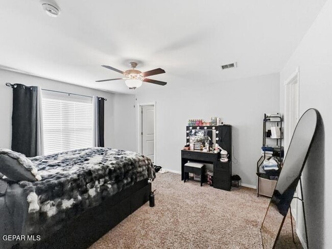 Building Photo - 13828 Summer Story Ave