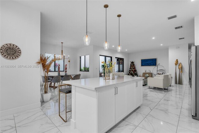 Building Photo - 4363 NW 81st Ave