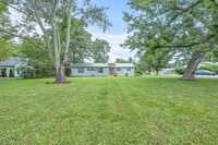 Building Photo - 3-Bedroom, 3-Bath Single-Family Home with Fenced Yard in Cookeville
