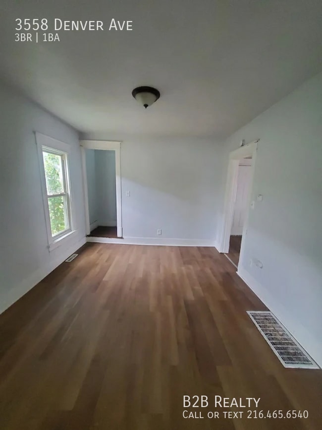 Building Photo - 3558 Denver Ave