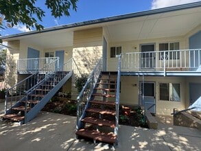 Building Photo - N Walnut Street