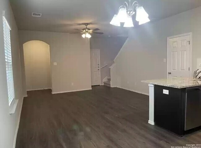 Building Photo - Luxury Duplex in Seguin (Navarro ISD)