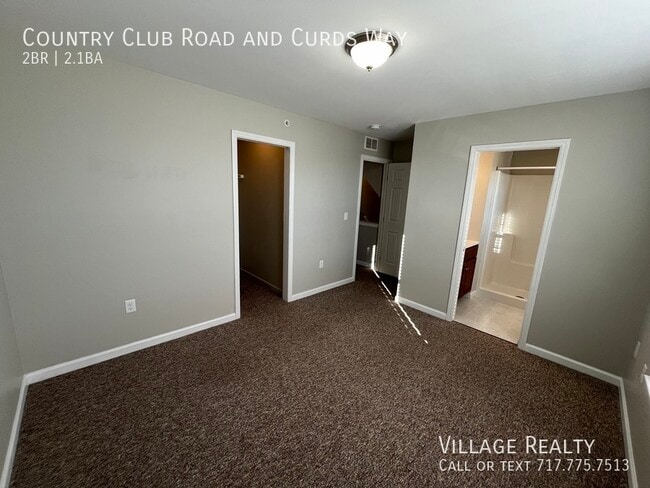 Building Photo - 719 Country Club Rd