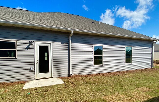 Building Photo - Home for Rent in Tuscaloosa, AL.... Coming Soon!!