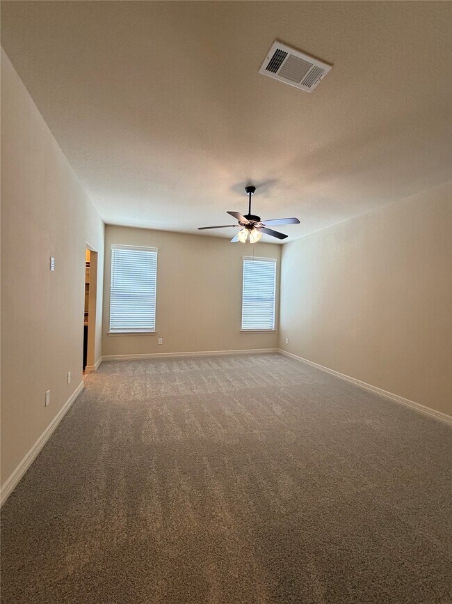 Building Photo - 5423 Lachlan Springs Ln