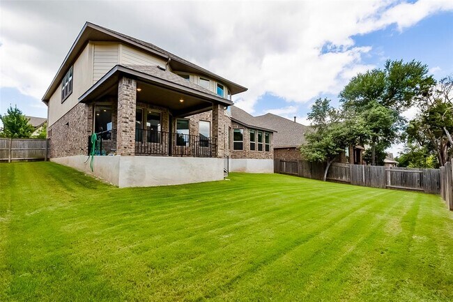 Building Photo - 4221 Valley Oaks Dr
