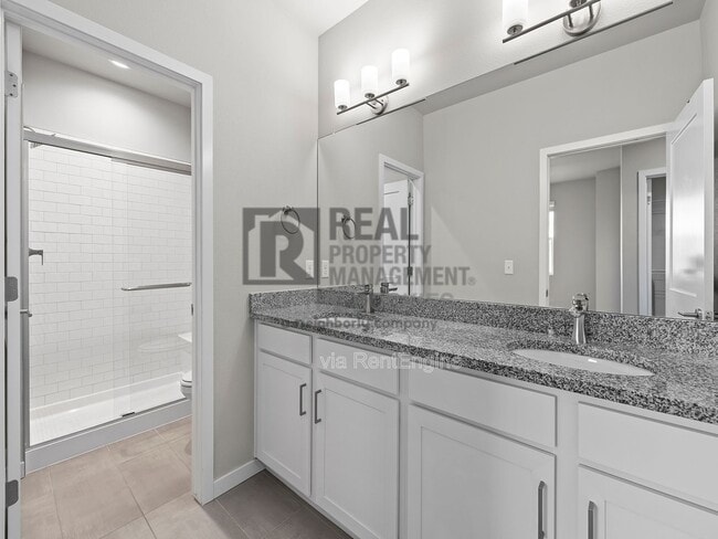 Building Photo - 744 Wagon Trail Rd