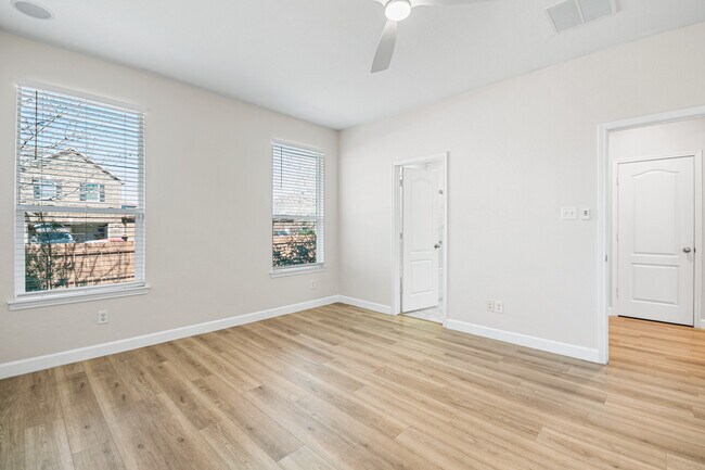 Building Photo - 2073 Turkey Creek