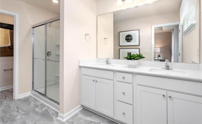 Building Photo - Stunning New Build Townhome Ready to Rent