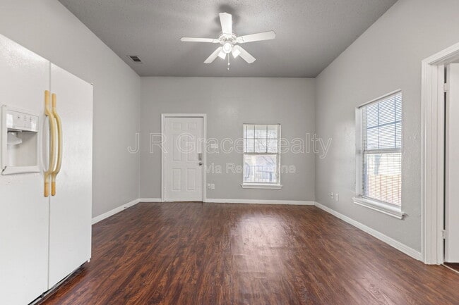 Building Photo - 1720 Webster Ave