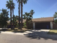 Building Photo - Chandler 3 Bed 2 Bath Single Story Home wi...