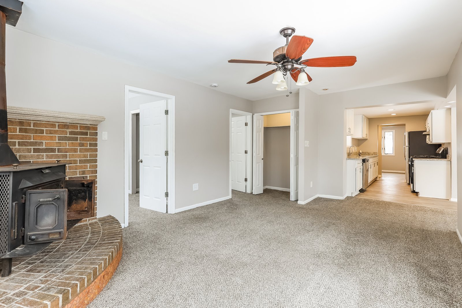 Building Photo - 28407 Patricia St