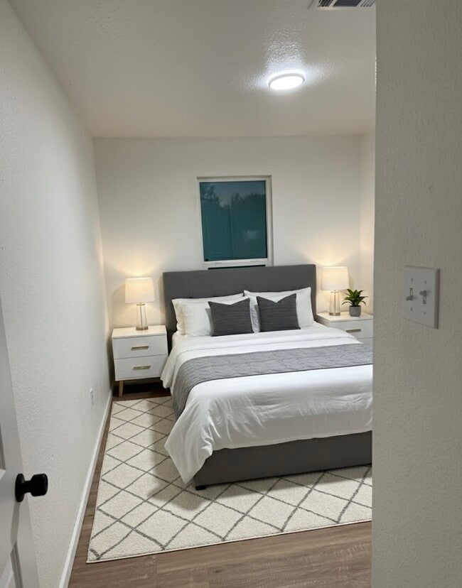 Building Photo - 12939 Segrest Dr