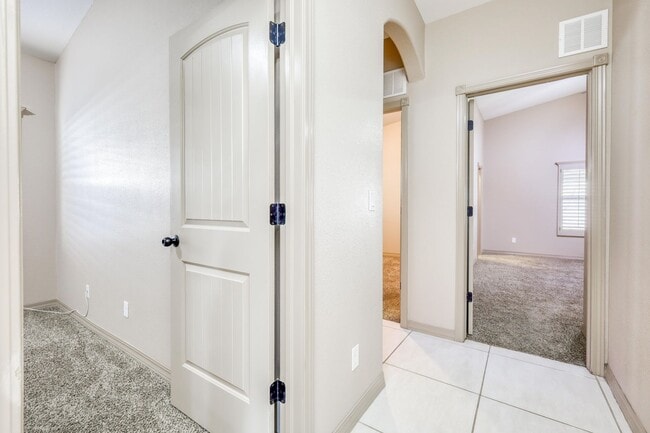 Building Photo - Beautiful 3 bed-2 baths home in 79911