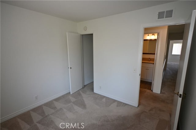 Building Photo - 17 Ashbrook