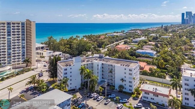 Building Photo - 3199 S Ocean Dr