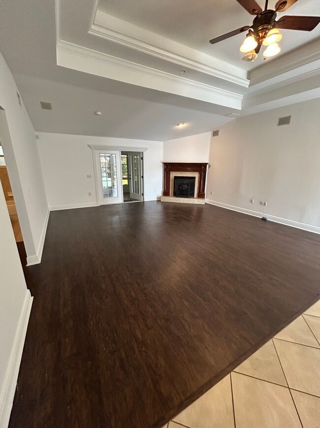 Building Photo - Ready for immediate occupancy!