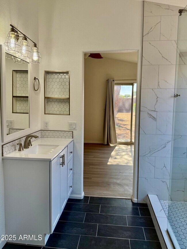 Building Photo - 4747 E Desert Wind Dr.