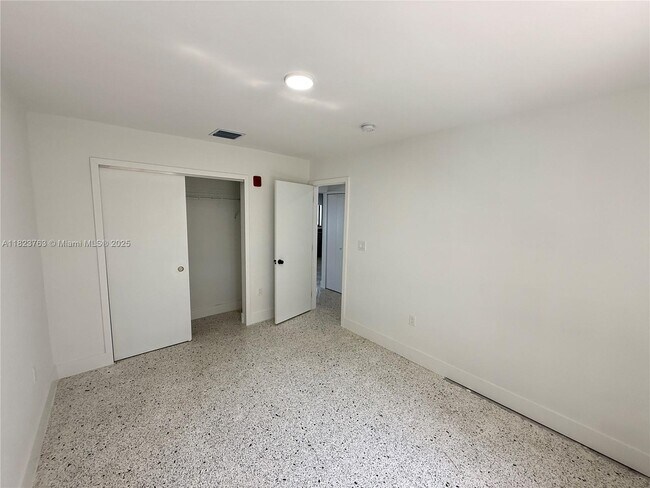 Building Photo - 180 NE 57th St