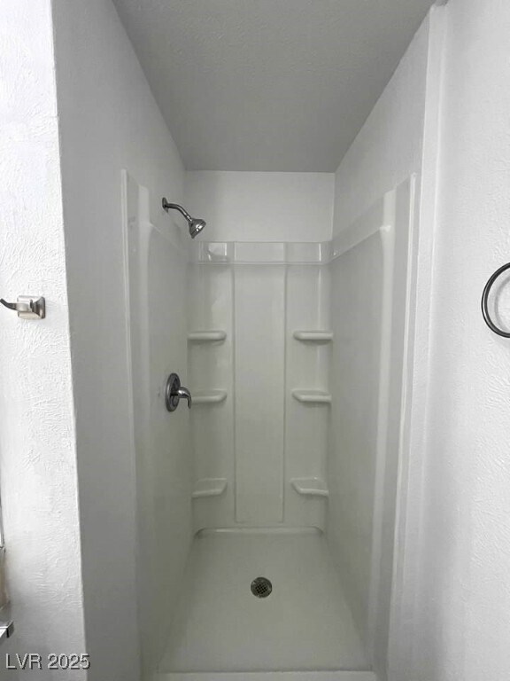 Building Photo - 4560 Rancho Hills Dr