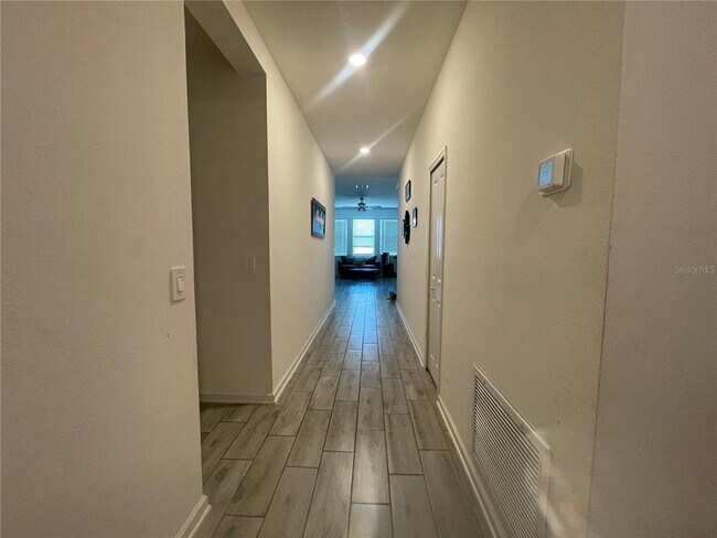 Building Photo - 33611 Sky Blossom Cir