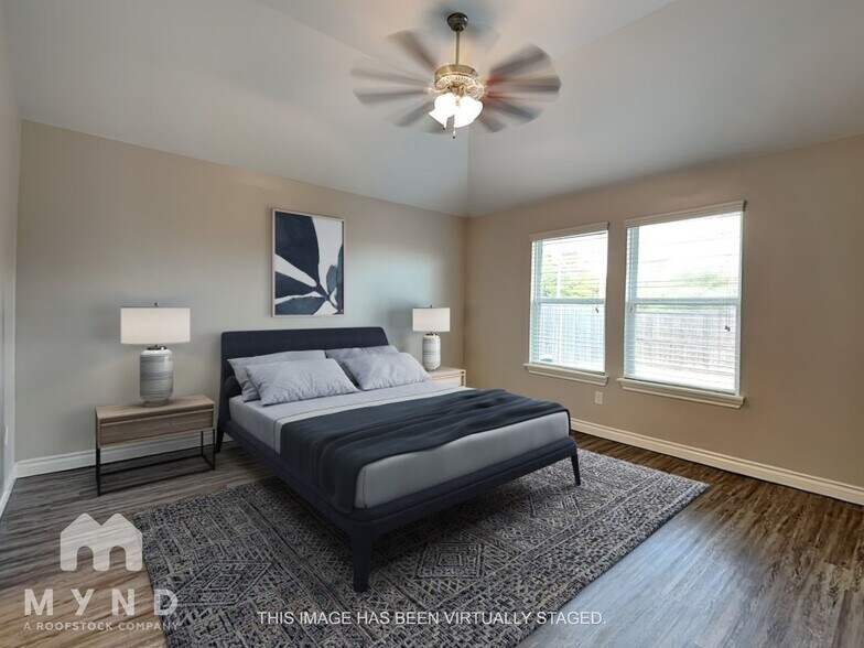 Building Photo - 1017 Merlin Dr