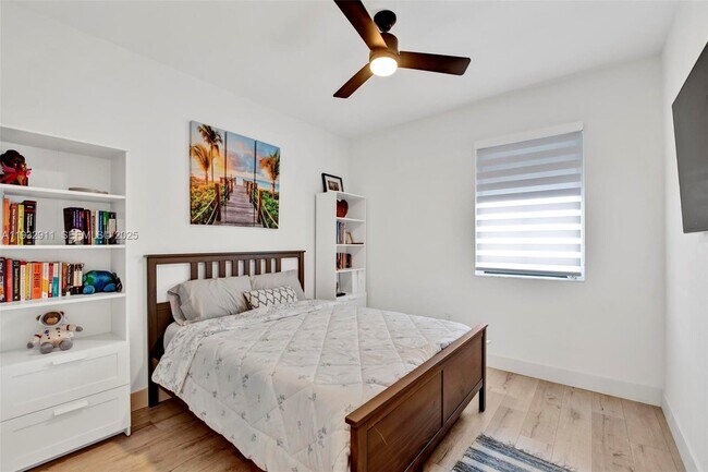 Building Photo - 10333 SW 232nd St