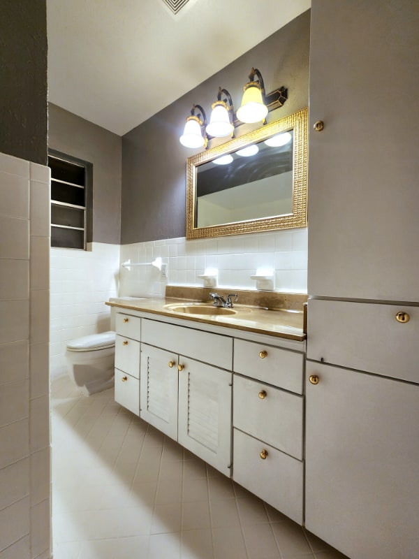 Building Photo - 5861 MacArthur Blvd