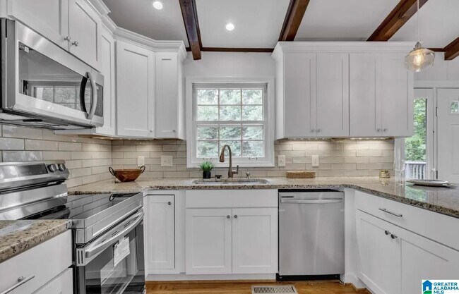 Building Photo - 2836 Vestavia Forest Pl