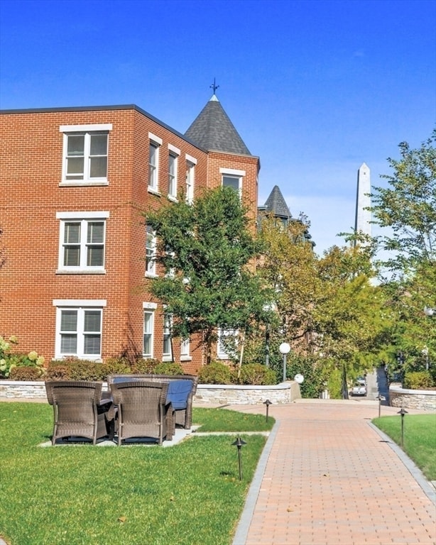 Building Photo - 47 Harvard St
