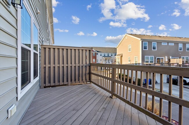 Building Photo - 4968 Limestone Ave