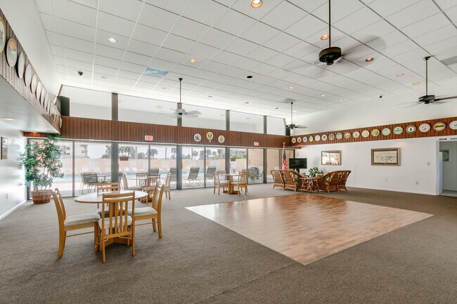 Building Photo - 2700 N Hwy A1A