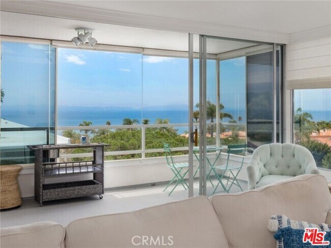 Building Photo - 32646 Coastsite Dr