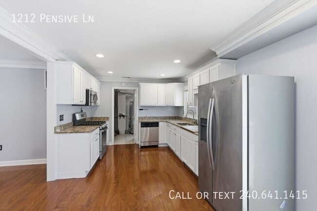 Building Photo - 1212 Pensive Ln