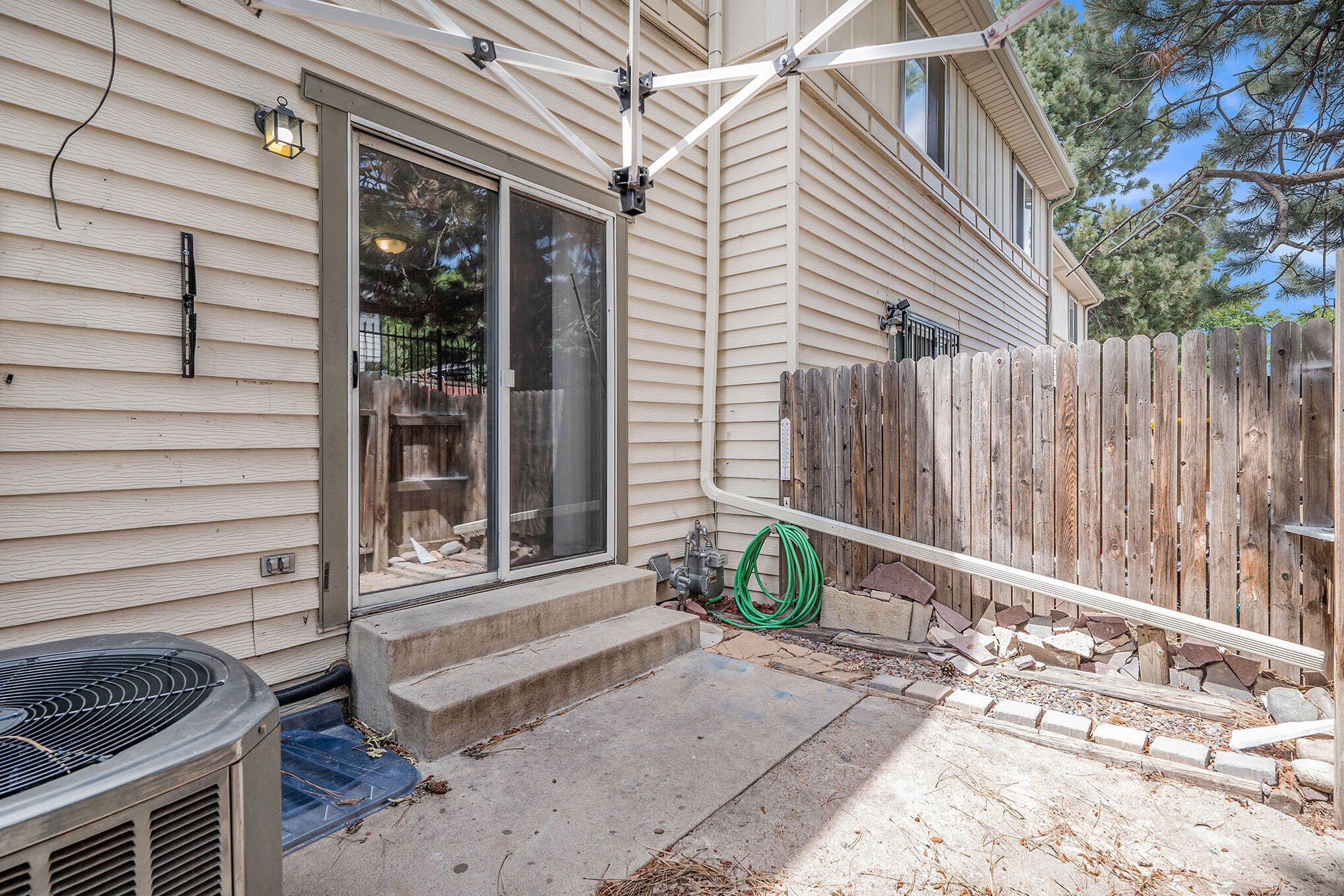Building Photo - 17698 E Loyola Dr