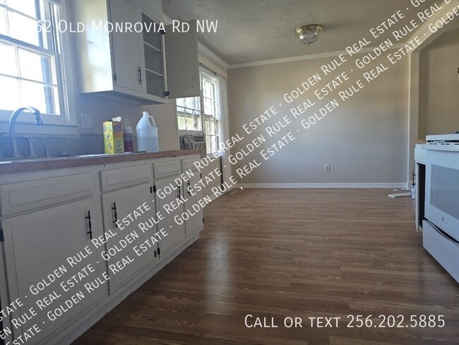 Building Photo - 1062 Old Monrovia Rd NW