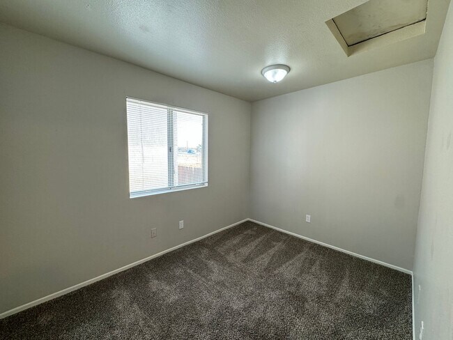 Building Photo - 3205 Fortier St
