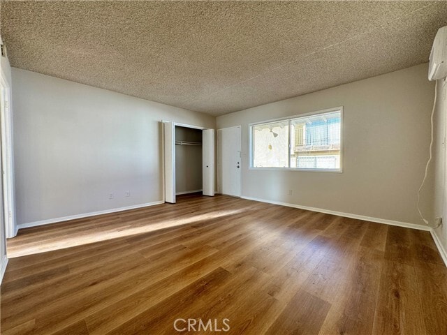 Building Photo - 320 N Stoneman Ave